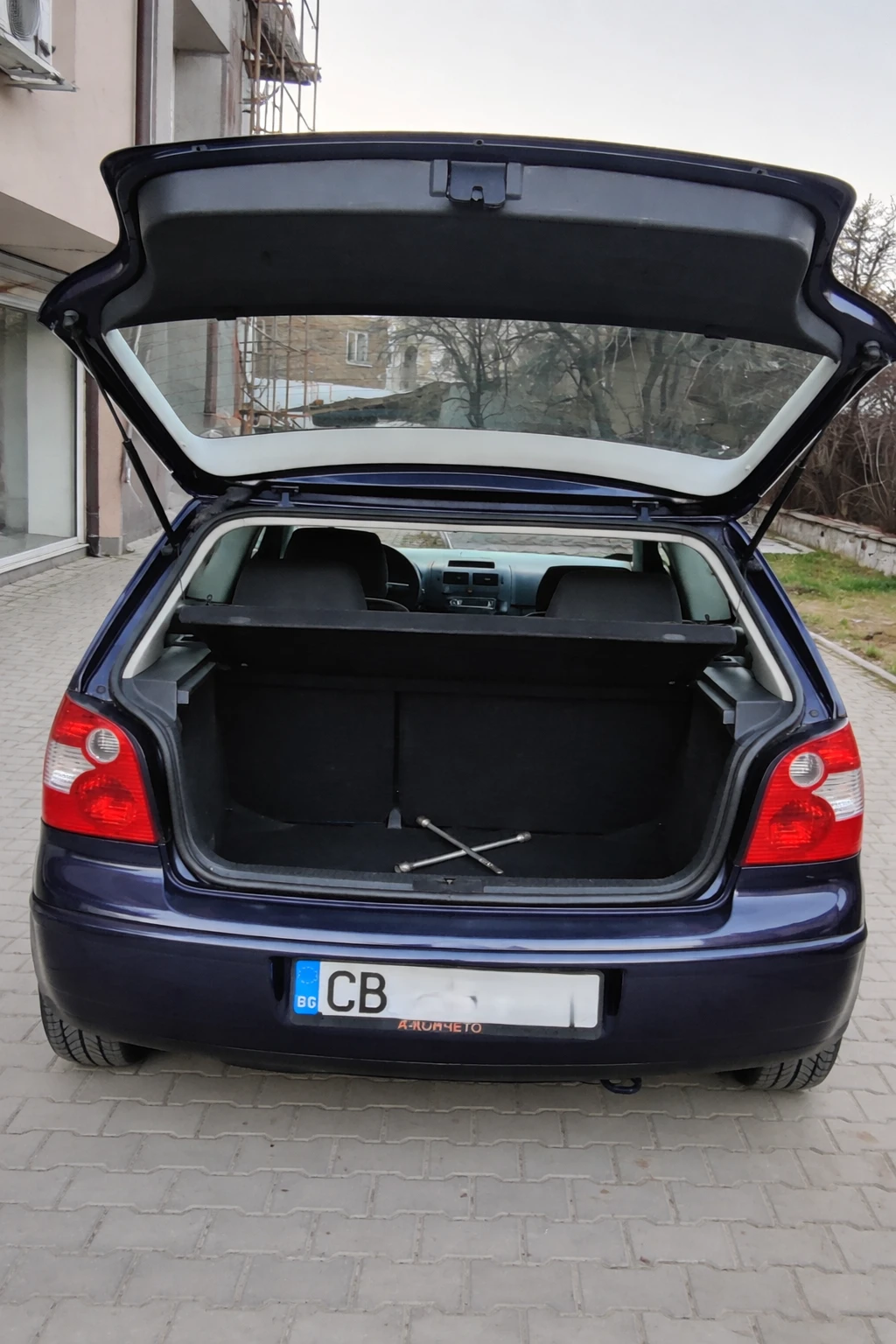 VW Polo  1.4 бензин/газ, 75 к.с., 2003 г. , снимка 4 - Автомобили и джипове - 53830809