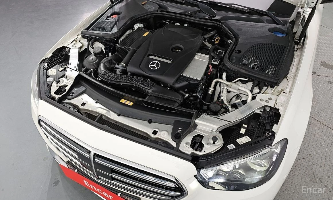 Mercedes-Benz E 250, снимка 6 - Автомобили и джипове - 53867352