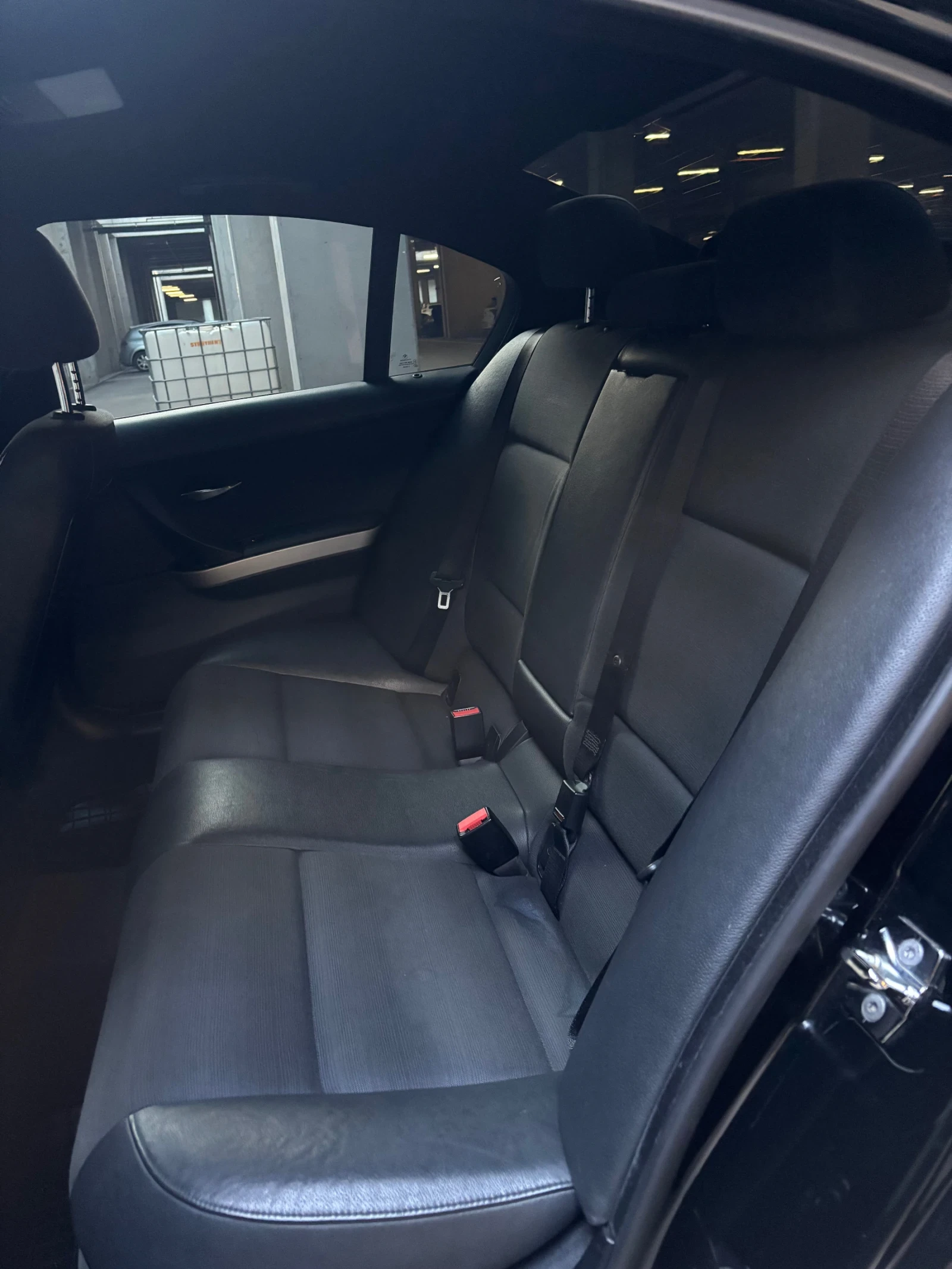 BMW 318 D, снимка 11 - Автомобили и джипове - 53953557