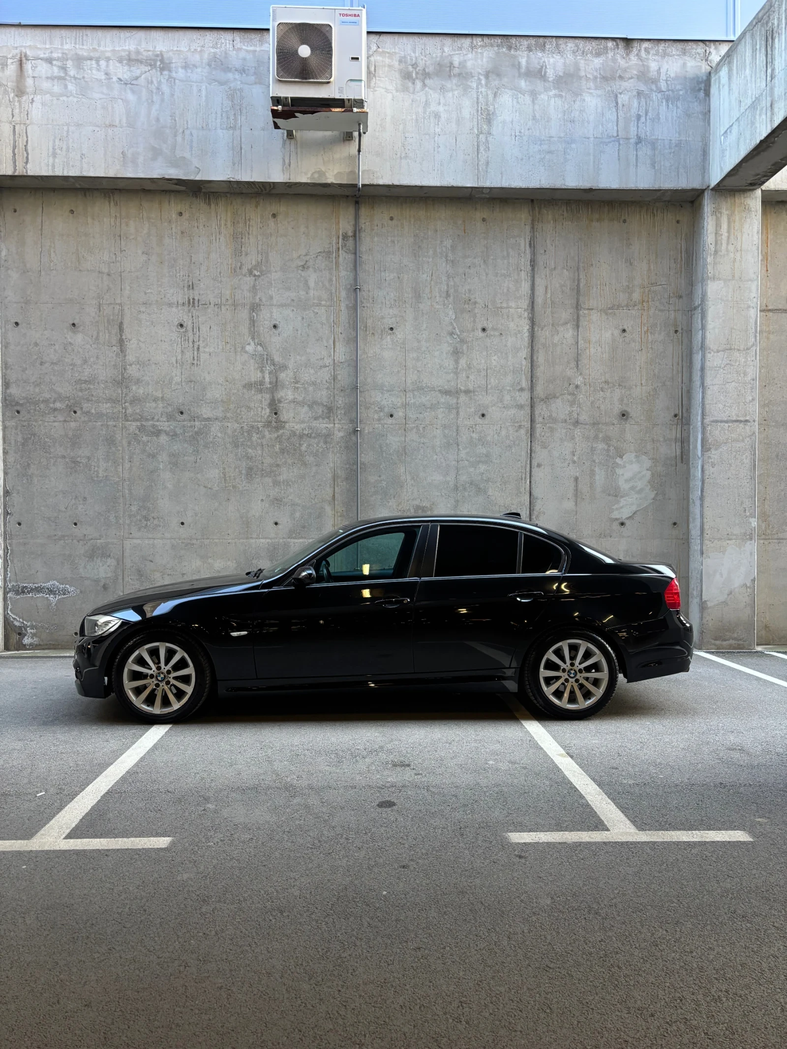 BMW 318 D, снимка 4 - Автомобили и джипове - 53953557