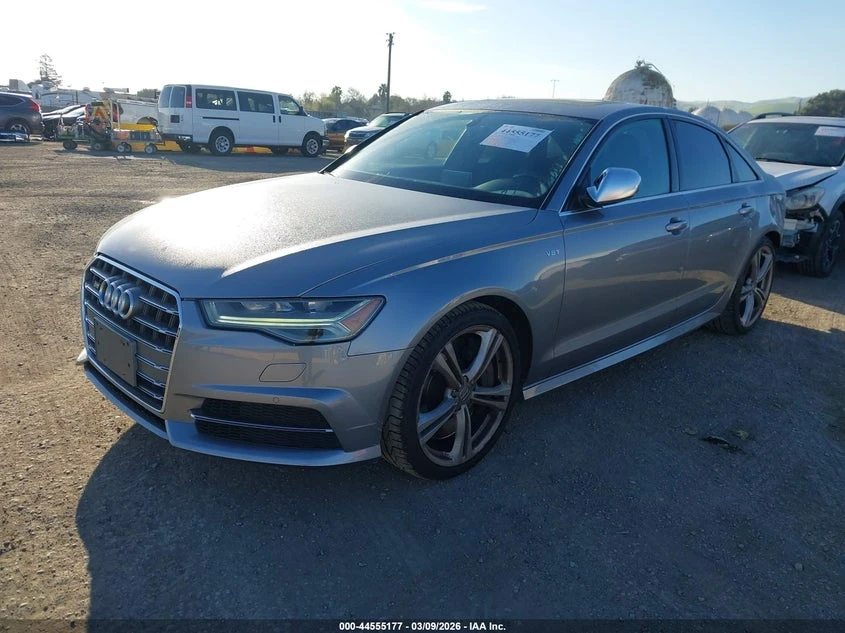 Audi S6 4.0l 4.0T Premium Plus, снимка 2 - Автомобили и джипове - 53972349