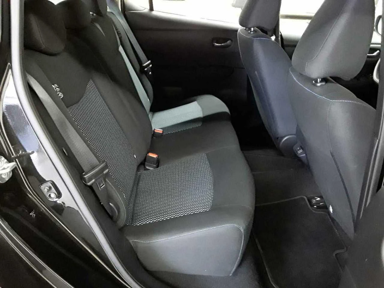 Nissan Leaf  40 kWh - Electric, снимка 9 - Автомобили и джипове - 53998195