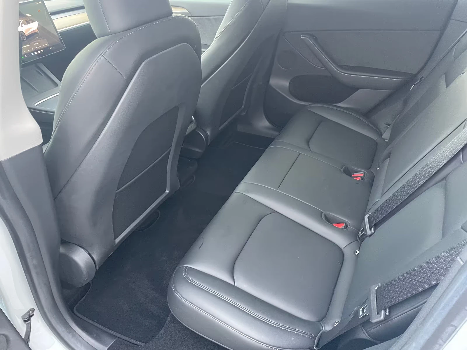 Tesla Model Y LONG-RANGE/HP/4X4/CAM/NAVI/PANO/269z, снимка 12 - Автомобили и джипове - 54110647