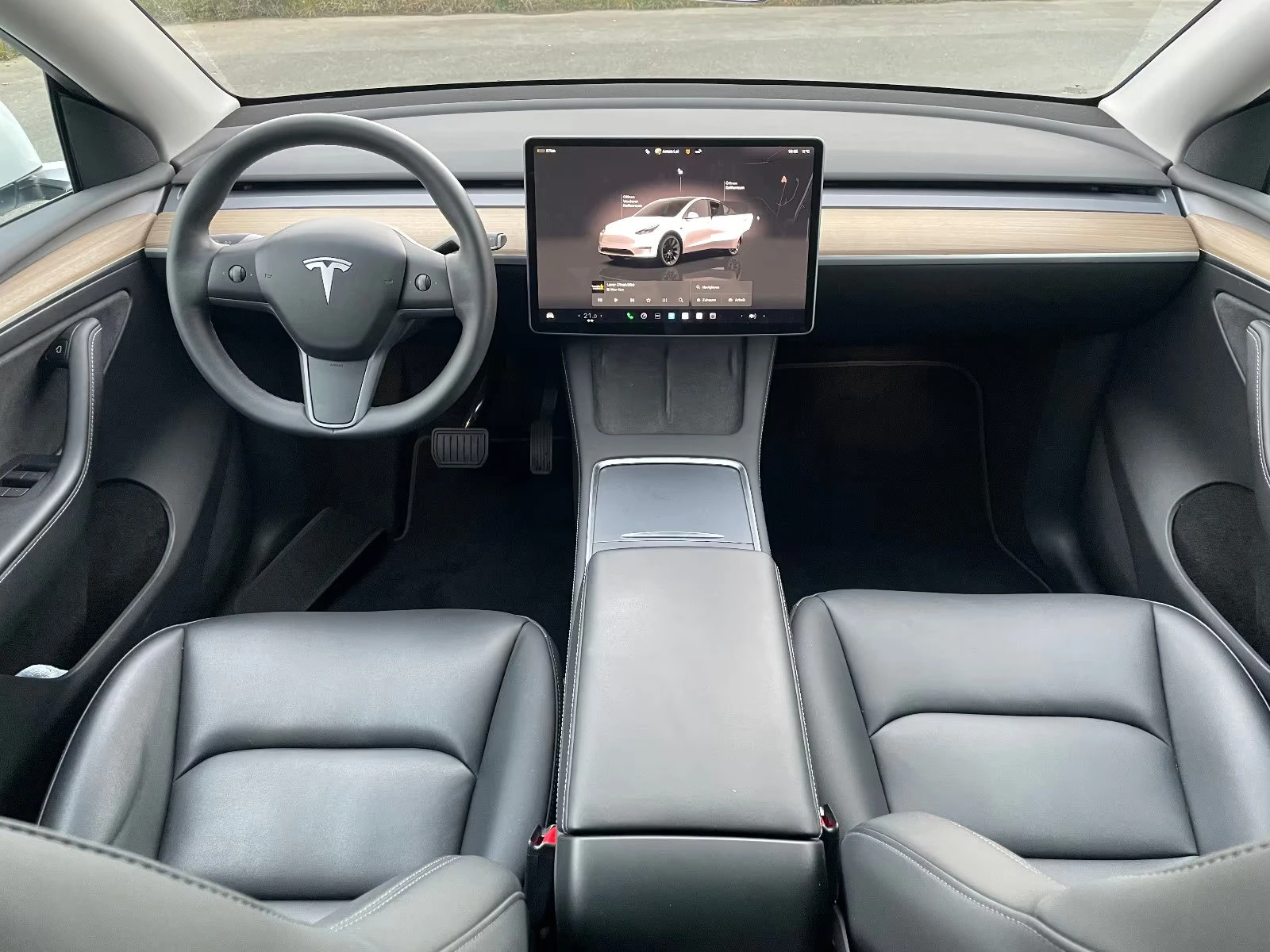 Tesla Model Y LONG-RANGE/HP/4X4/CAM/NAVI/PANO/269z, снимка 8 - Автомобили и джипове - 54110647