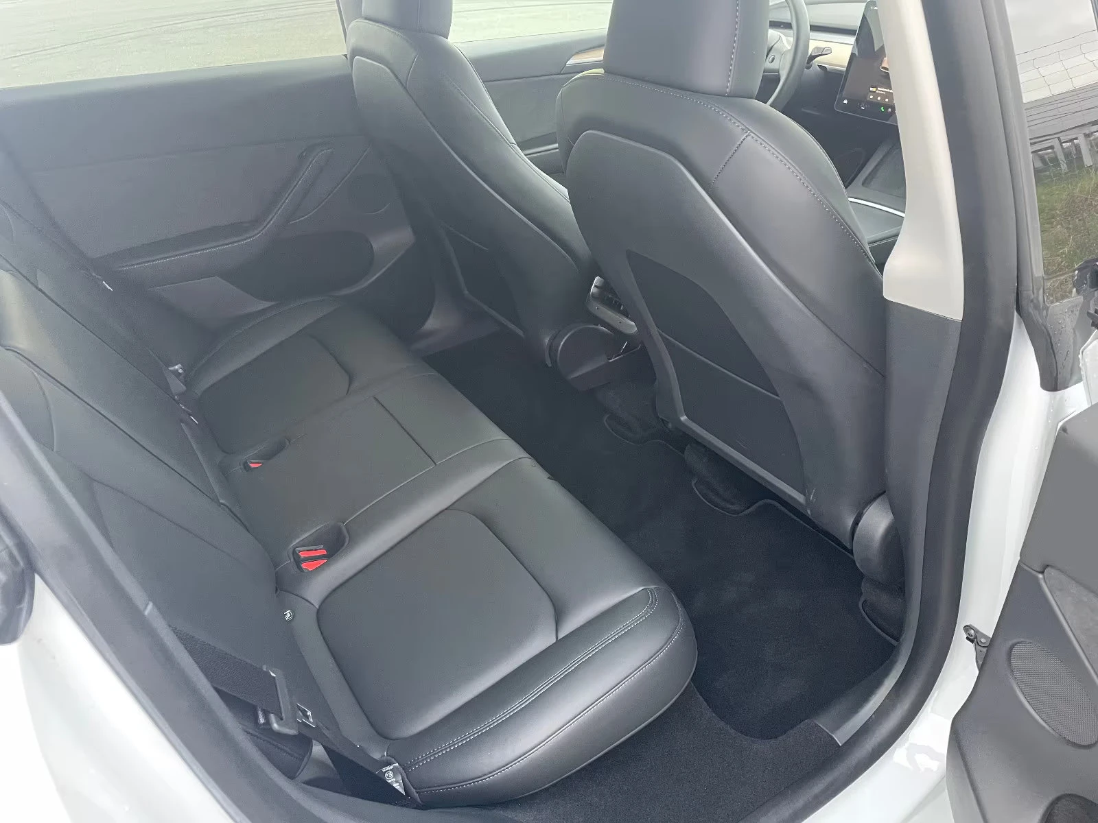 Tesla Model Y LONG-RANGE/HP/4X4/CAM/NAVI/PANO/269z, снимка 11 - Автомобили и джипове - 54110647