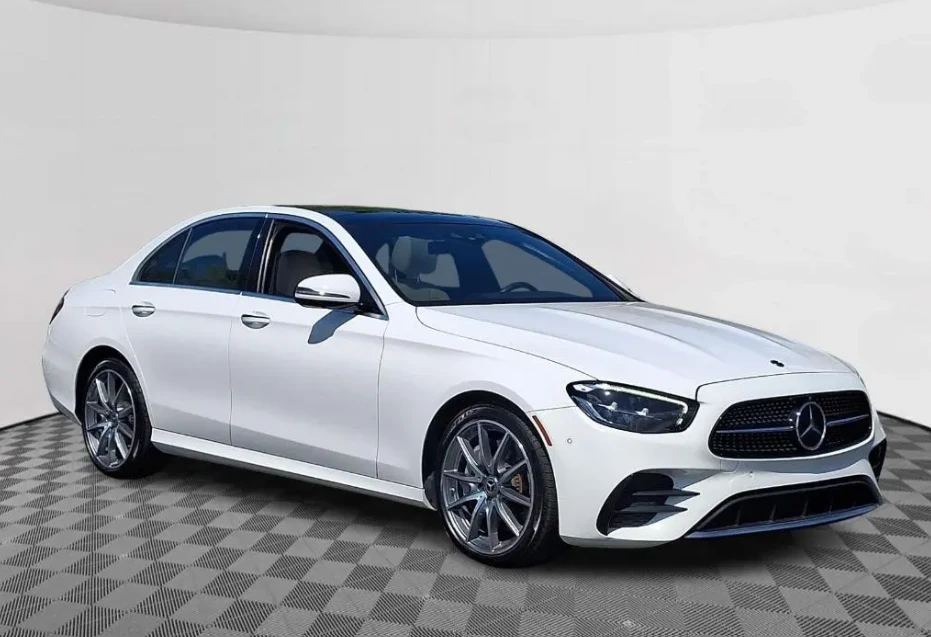 Mercedes-Benz E 350 4MATIC, снимка 3 - Автомобили и джипове - 54429722