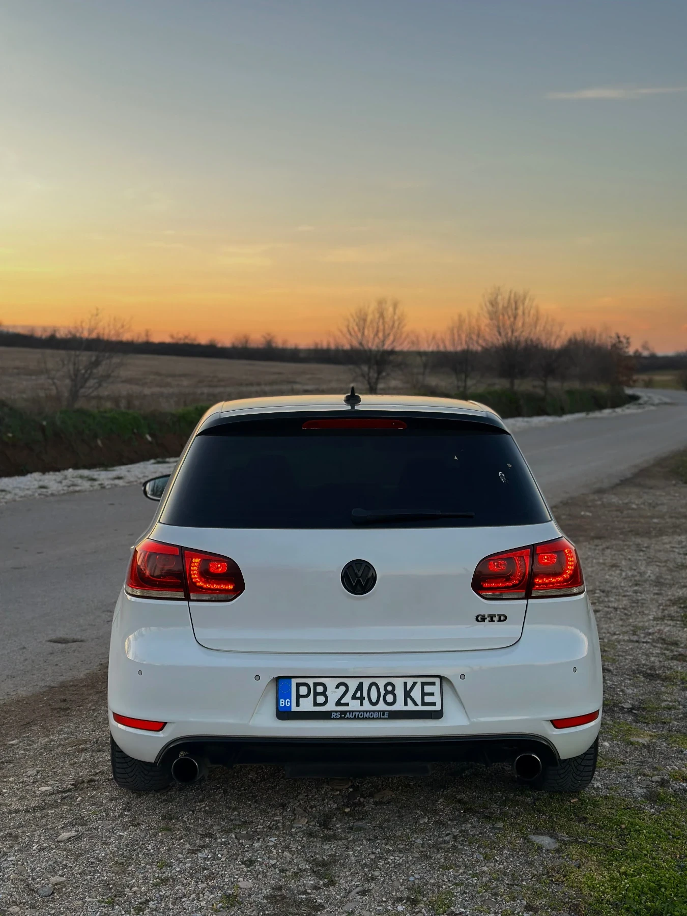 VW Golf, снимка 5 - Автомобили и джипове - 54482571