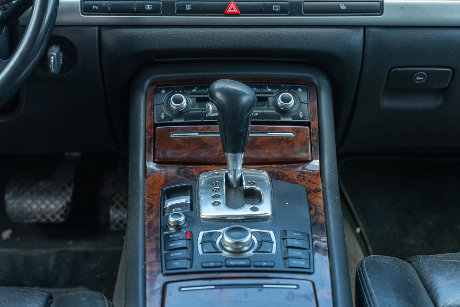 Audi A8 3.0 TDI Quattro, снимка 11 - Автомобили и джипове - 54508913