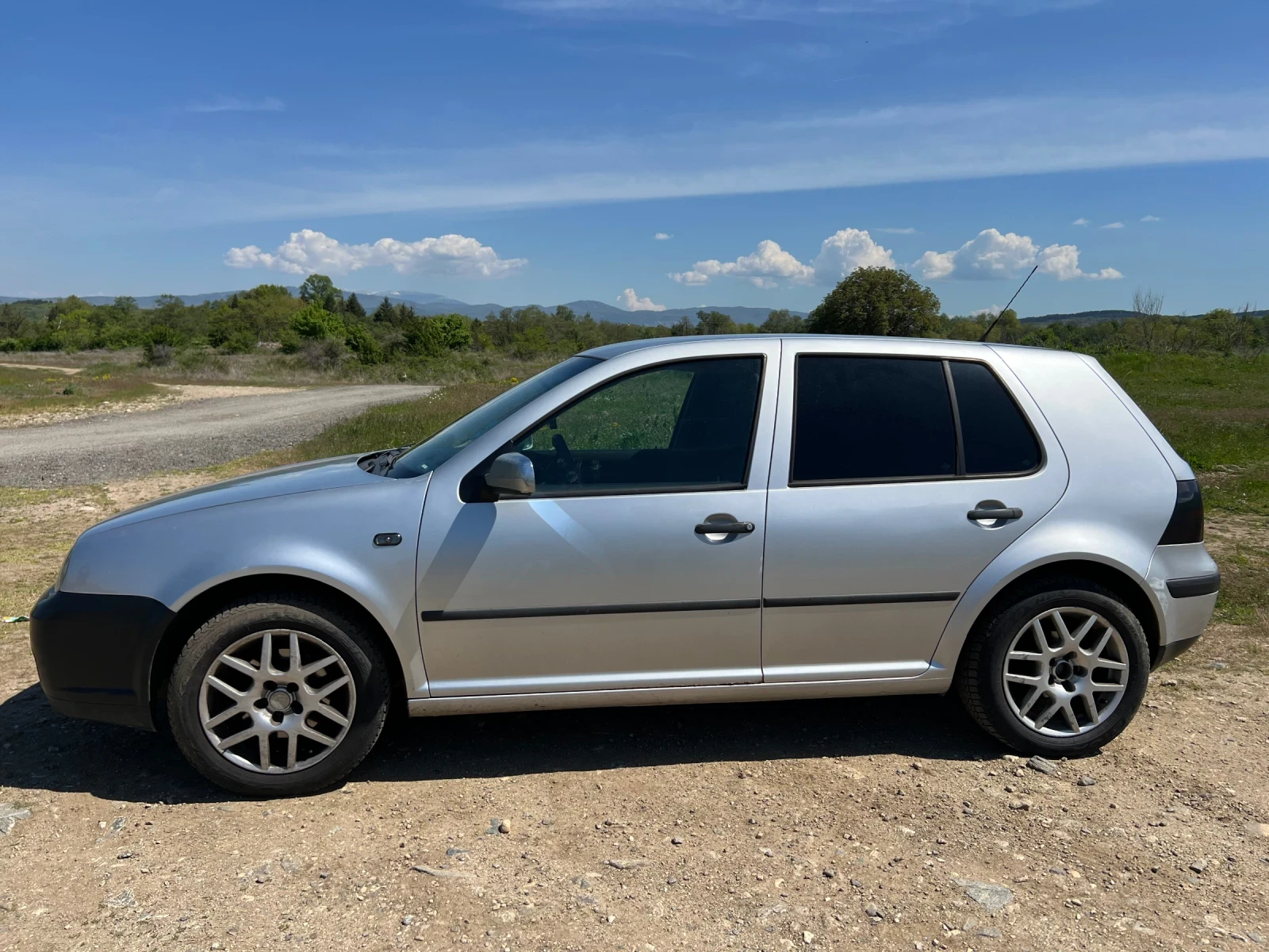 VW Golf, снимка 2 - Автомобили и джипове - 54544249