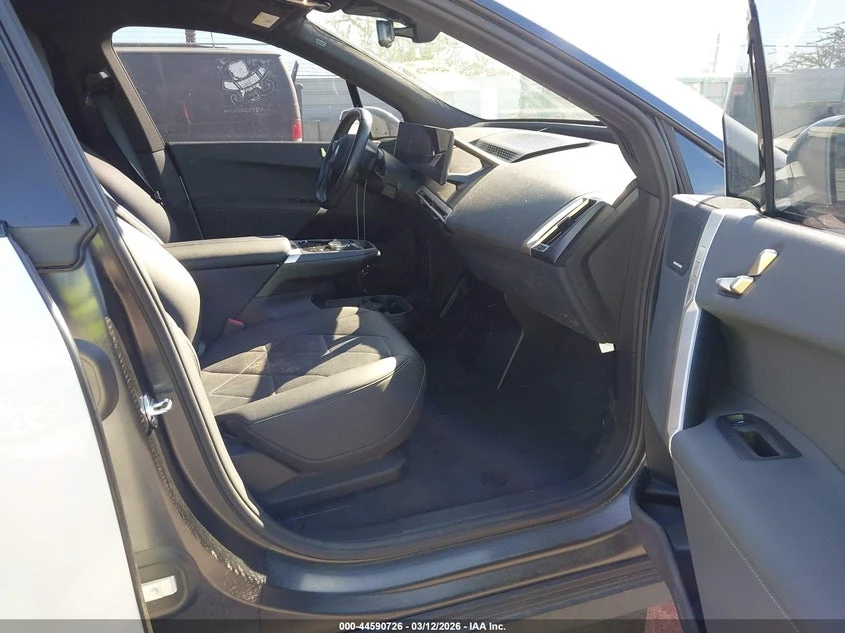 BMW iX xDrive50, снимка 5 - Автомобили и джипове - 54664198