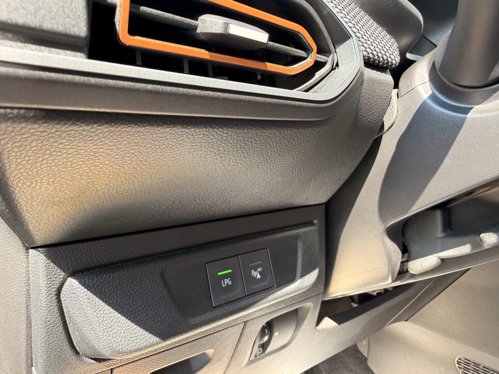 Dacia Sandero 1.0Tce/100�.�./LPG/Stepway | Mobile.bg � ����������� 14