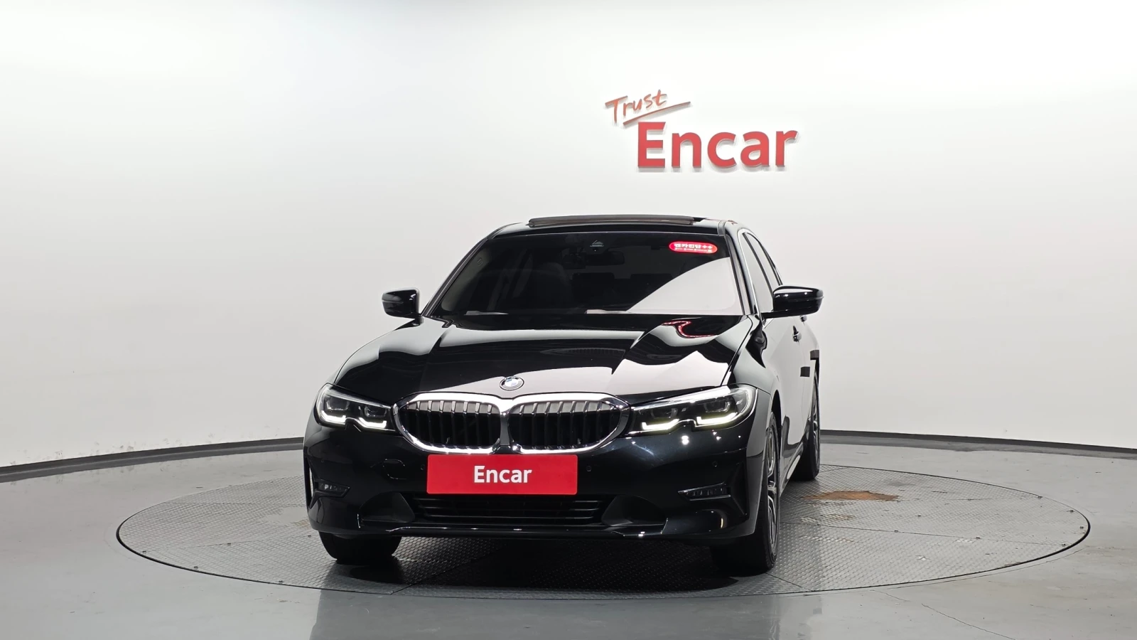 BMW 320 320i | HUD | Навигация | LED Фарове, снимка 3 - Автомобили и джипове - 55033799