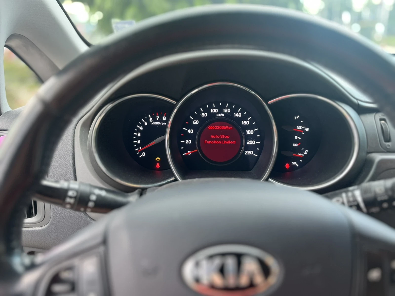 Kia Rio, снимка 8 - Автомобили и джипове - 55257615