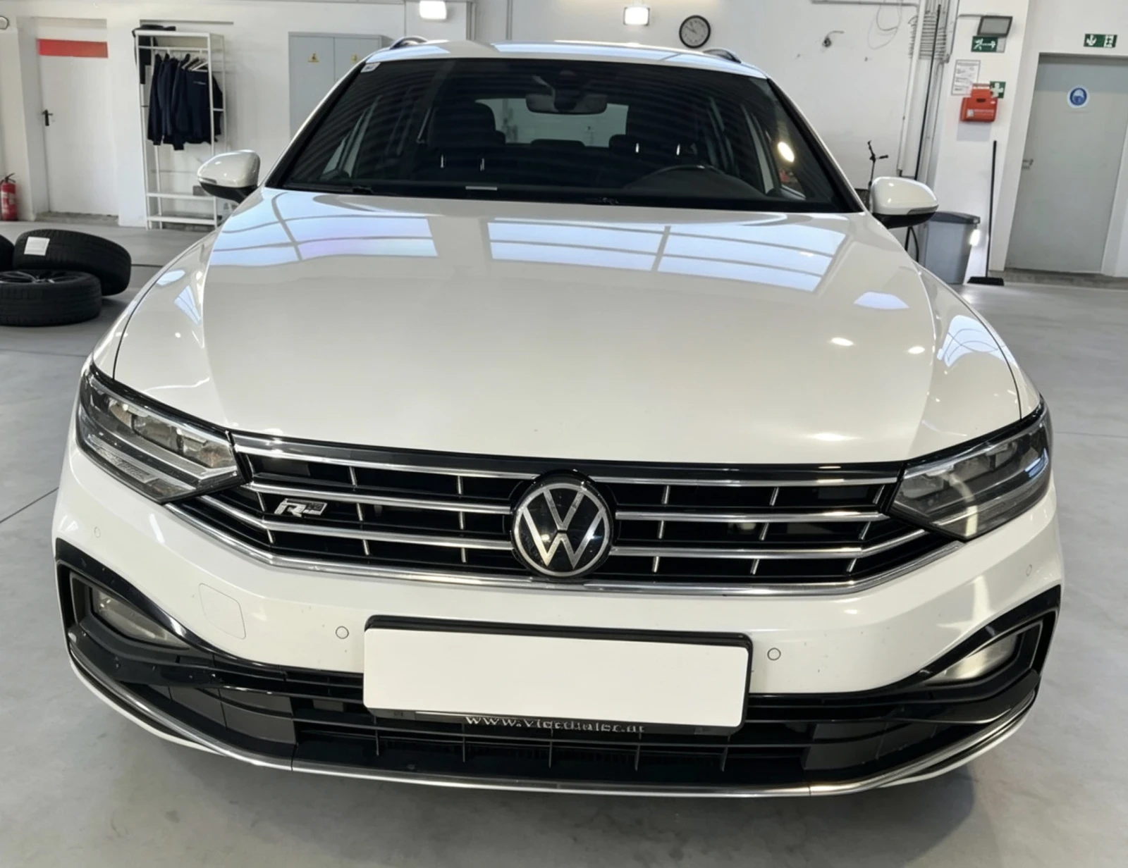 VW Passat 2.0 TDI EVO (150 �.�.)������������� R-LINE | Mobile.bg � ����������� 2