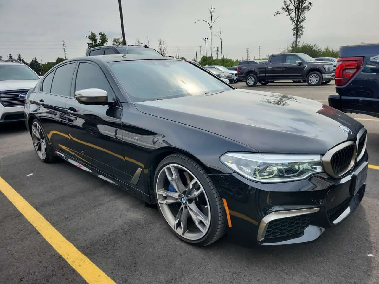 BMW 550 * M550I XDRIVE * АВТОКРЕДИТ* , снимка 2 - Автомобили и джипове - 55649434