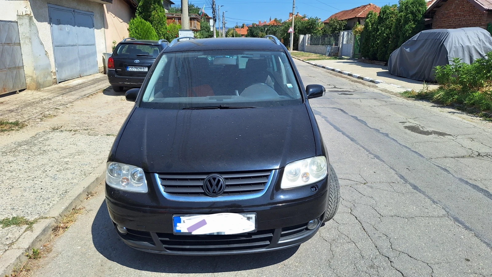 VW Touran, снимка 4 - Автомобили и джипове - 55776060