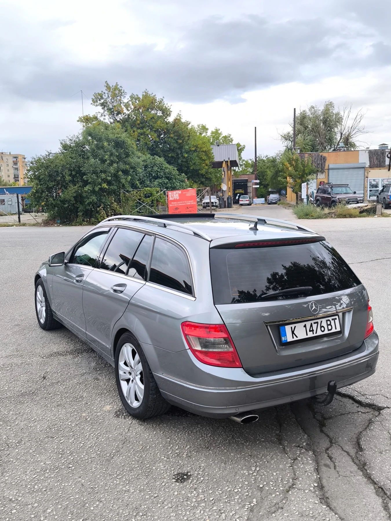 Mercedes-Benz C 220 Топ състояние , снимка 8 - Автомобили и джипове - 56205513