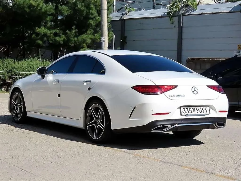 Mercedes-Benz CLS 300 d AMG Line / BURMESTER / ������� | Mobile.bg � ����������� 3