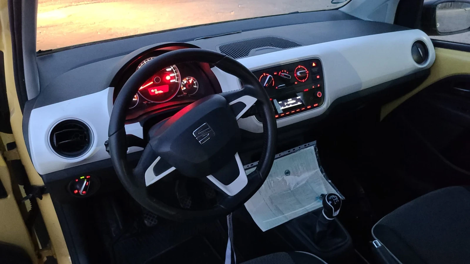 Seat Mii CNG, снимка 9 - Автомобили и джипове - 56450411