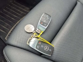 Mercedes-Benz GLC 300 AMG Line * 360 камера * Без инциденти * CARFAX * , снимка 13