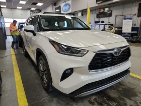 Toyota Highlander LIMITED| PANO| 360| ОБДУХВАНЕ| 2 КЛЮЧА| 7 МЕСТА, снимка 2