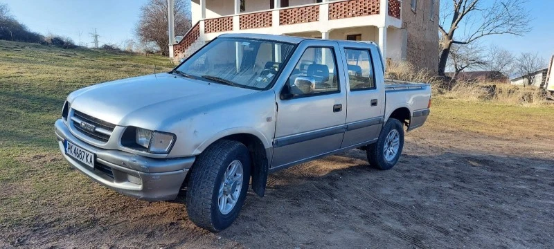 Isuzu D-max 3.1 tdi , снимка 2 - Автомобили и джипове - 44311147