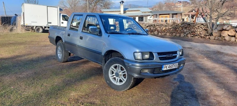 Isuzu D-max 3.1 tdi , снимка 9 - Автомобили и джипове - 44311147