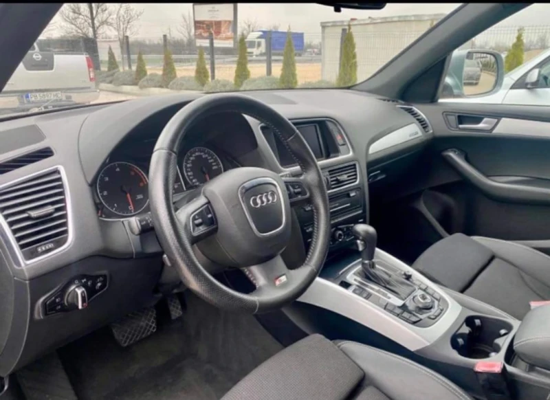 Audi Q5 2.0TDI QUATTRO  S-LINE + + , снимка 3 - Автомобили и джипове - 48246075