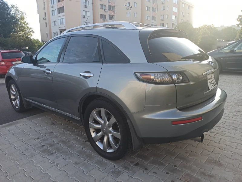 Infiniti Fx 35, снимка 3 - Автомобили и джипове - 49420139