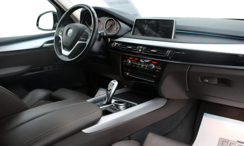 BMW X5 3d, снимка 11 - Автомобили и джипове - 51861794