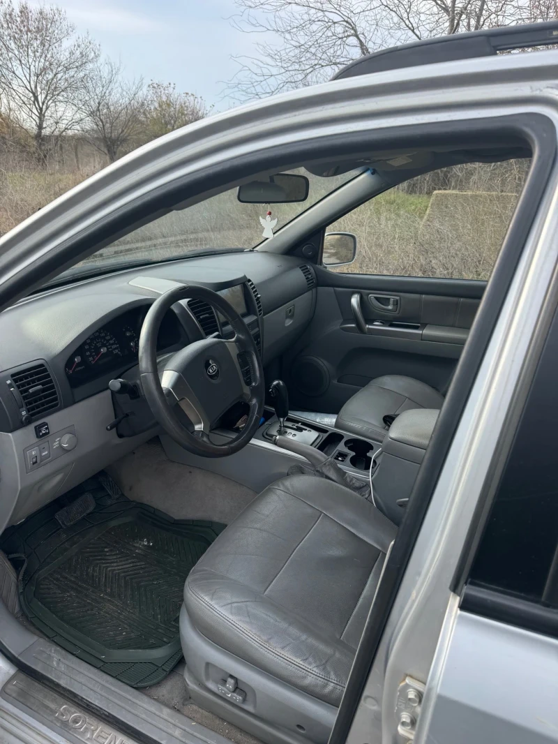 Kia Sorento 3.5, снимка 5 - Автомобили и джипове - 53077412
