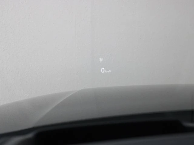 Land Rover Discovery D300 Dynamic HSE - изображение 8