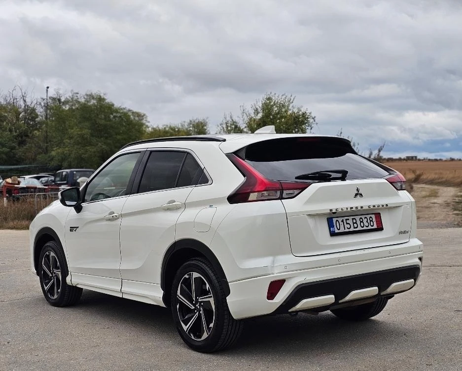 Mitsubishi Eclipse Cross PHEV Фул Екстри ТОП - изображение 4