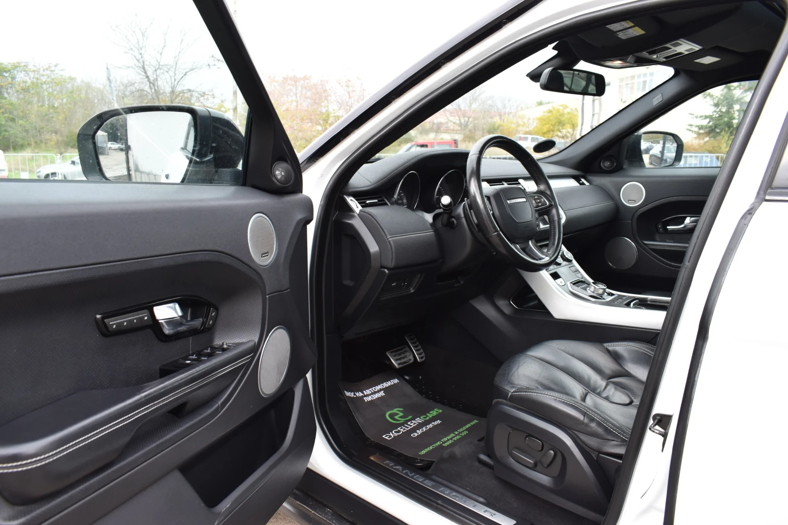 Land Rover Range Rover Evoque 2.2SD4* 4x4-ALL-TERRAIN* PANORAMA* WHITE-PEARL* AU | Mobile.bg   10