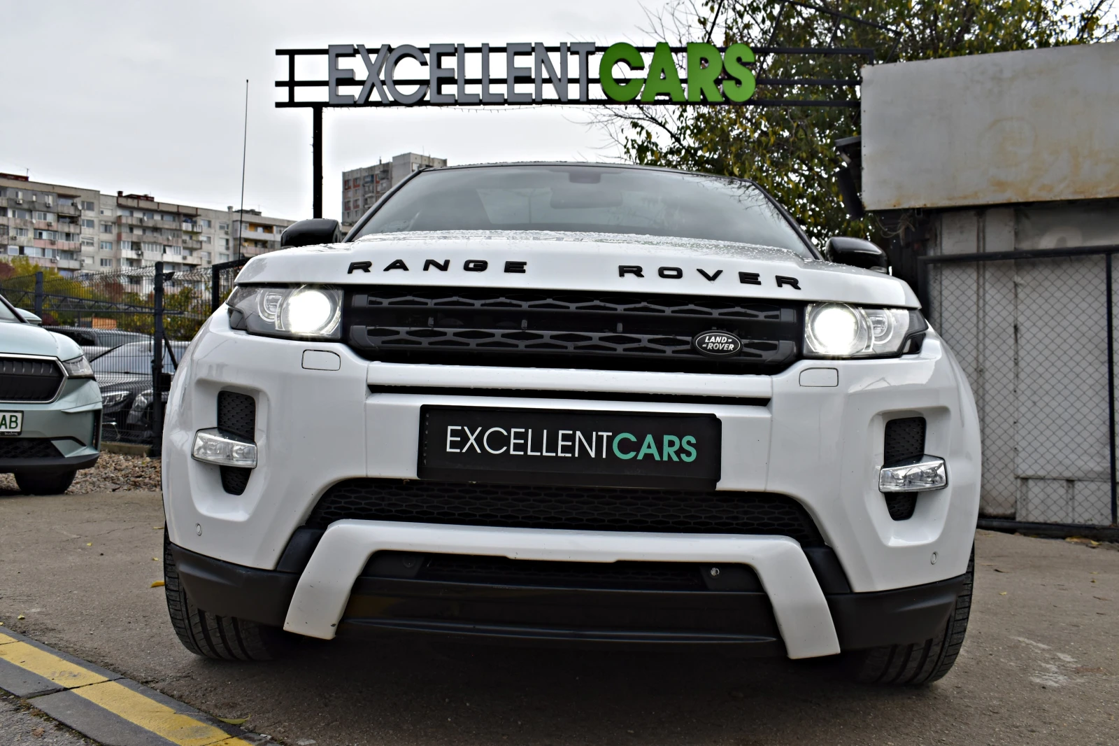 Land Rover Range Rover Evoque 2.2SD4* 4x4-ALL-TERRAIN* PANORAMA* WHITE-PEARL* AU | Mobile.bg   6