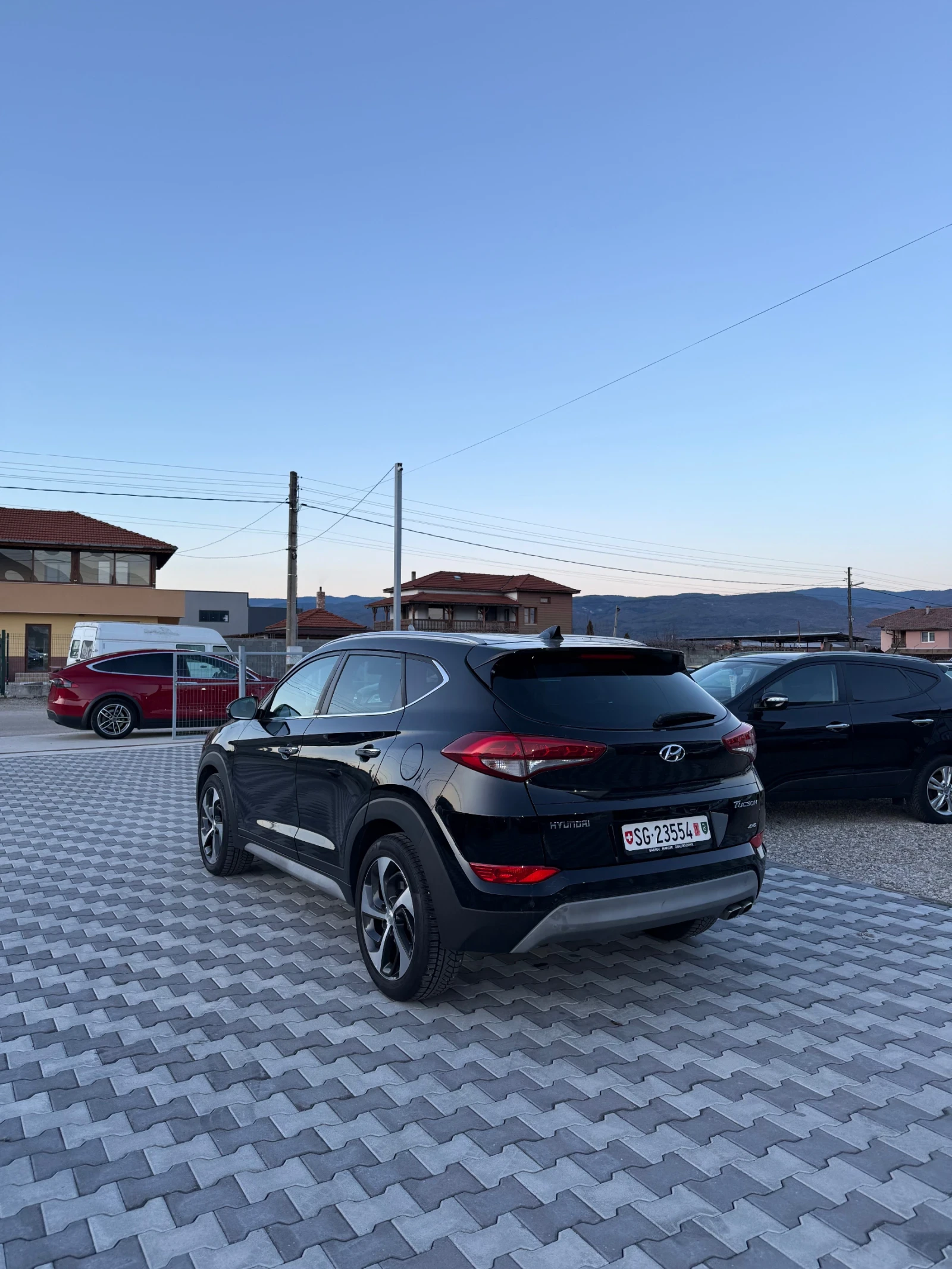 Hyundai Tucson 4x4 сервизна история , снимка 6 - Автомобили и джипове - 53362320