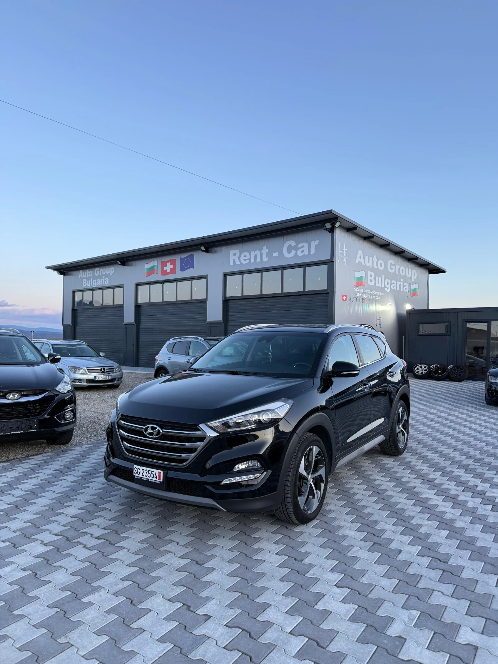 Hyundai Tucson 4x4 сервизна история , снимка 7 - Автомобили и джипове - 53362320