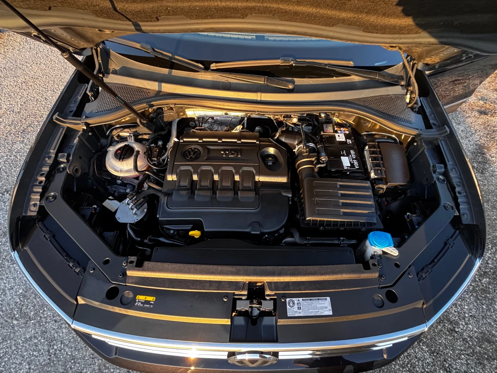 VW Tiguan 2.0TDI 4x4<= DIGITAL= >ALCANTARA<= NAV | Mobile.bg � ����������� 9