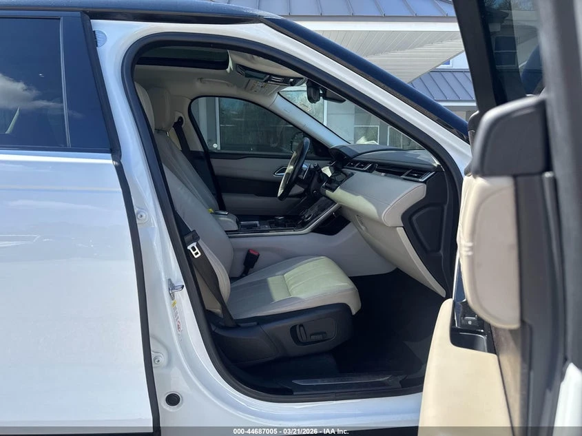 Land Rover Range Rover Velar 2.0L I-4 DI, DOHC, VVT, TURBO, 247HP All Wheel | Mobile.bg � ����������� 5