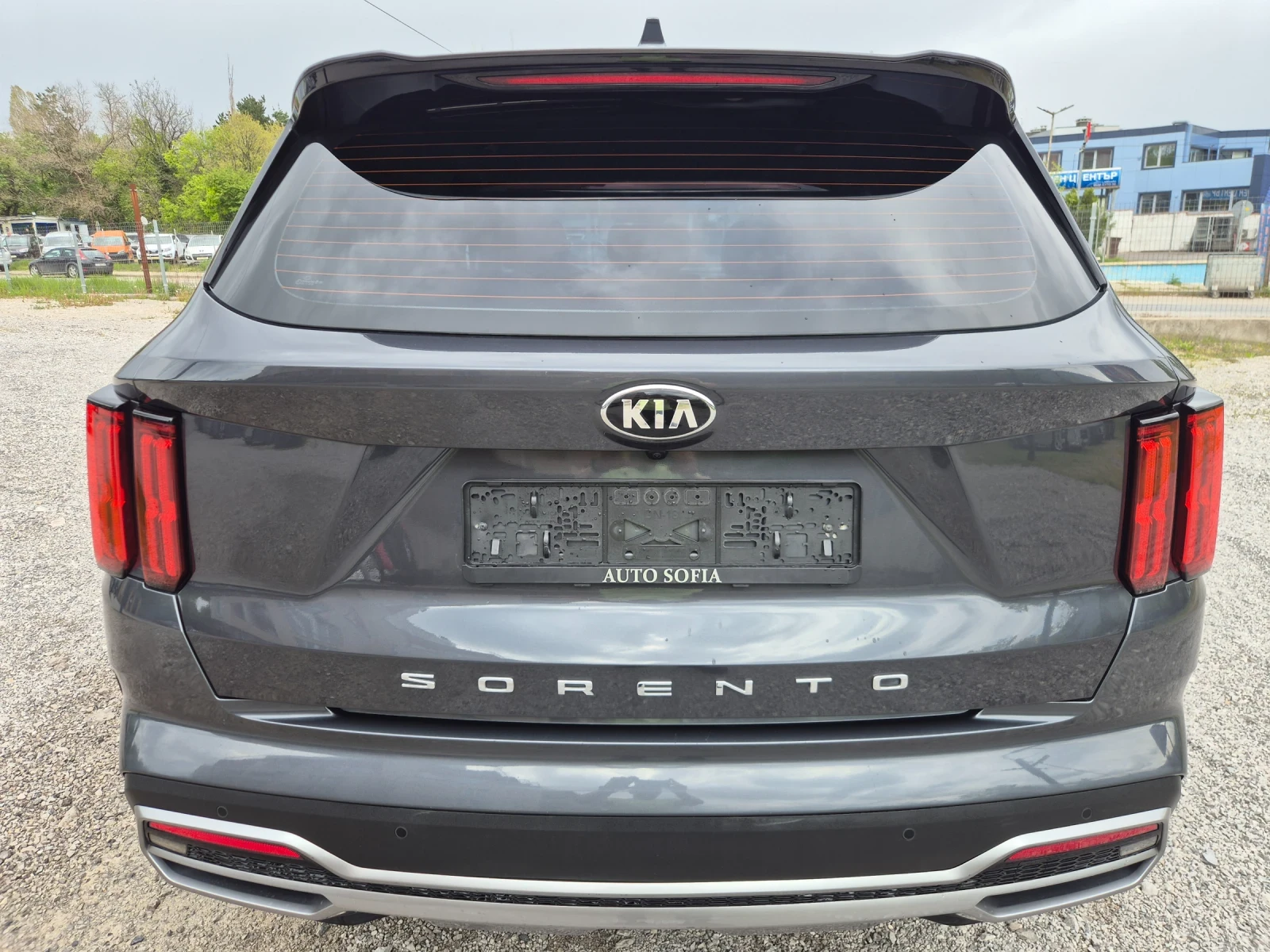 Kia Sorento Premium , снимка 7 - Автомобили и джипове - 54390883