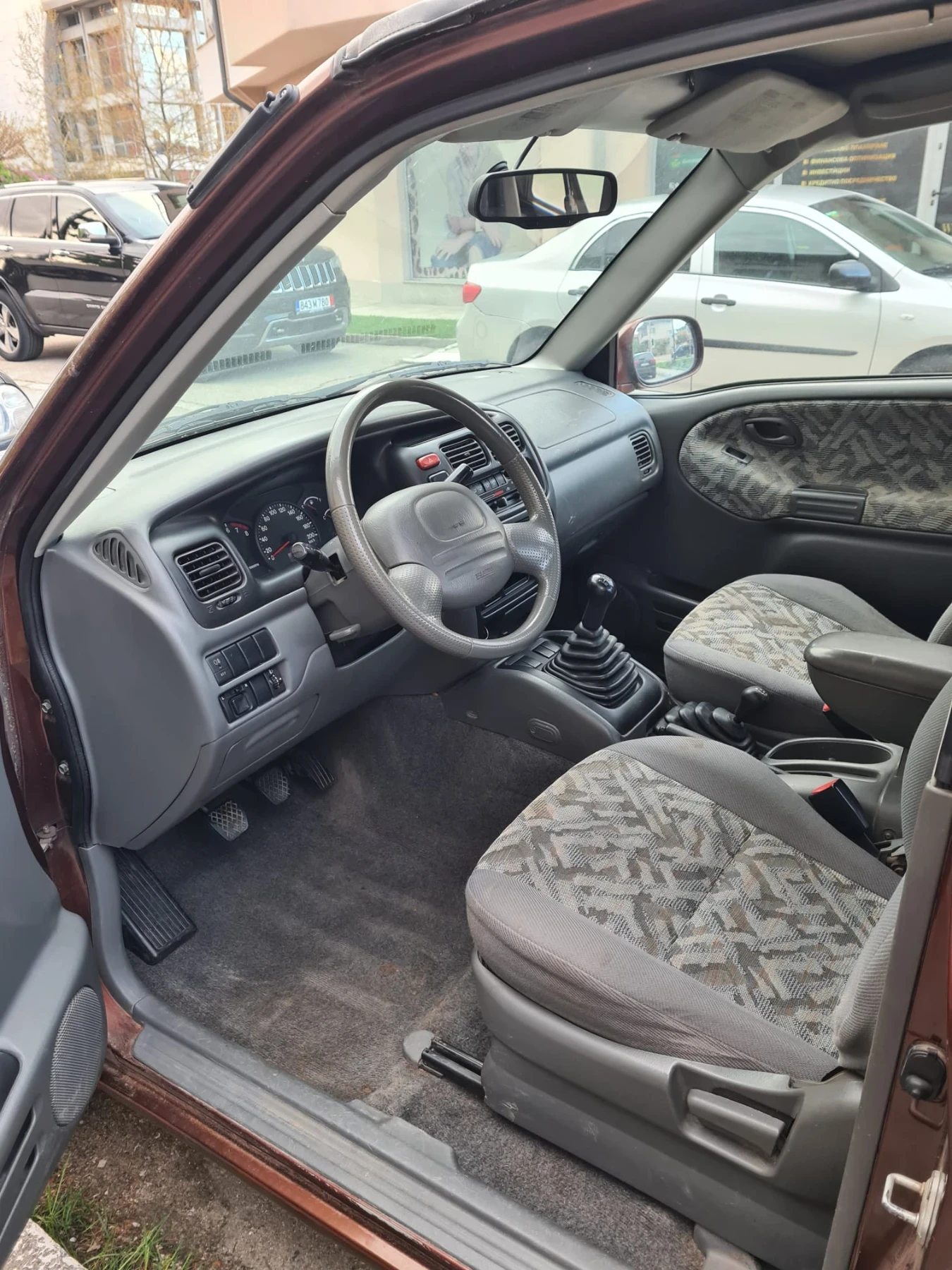 Suzuki Grand vitara Купе, снимка 8 - Автомобили и джипове - 54560996