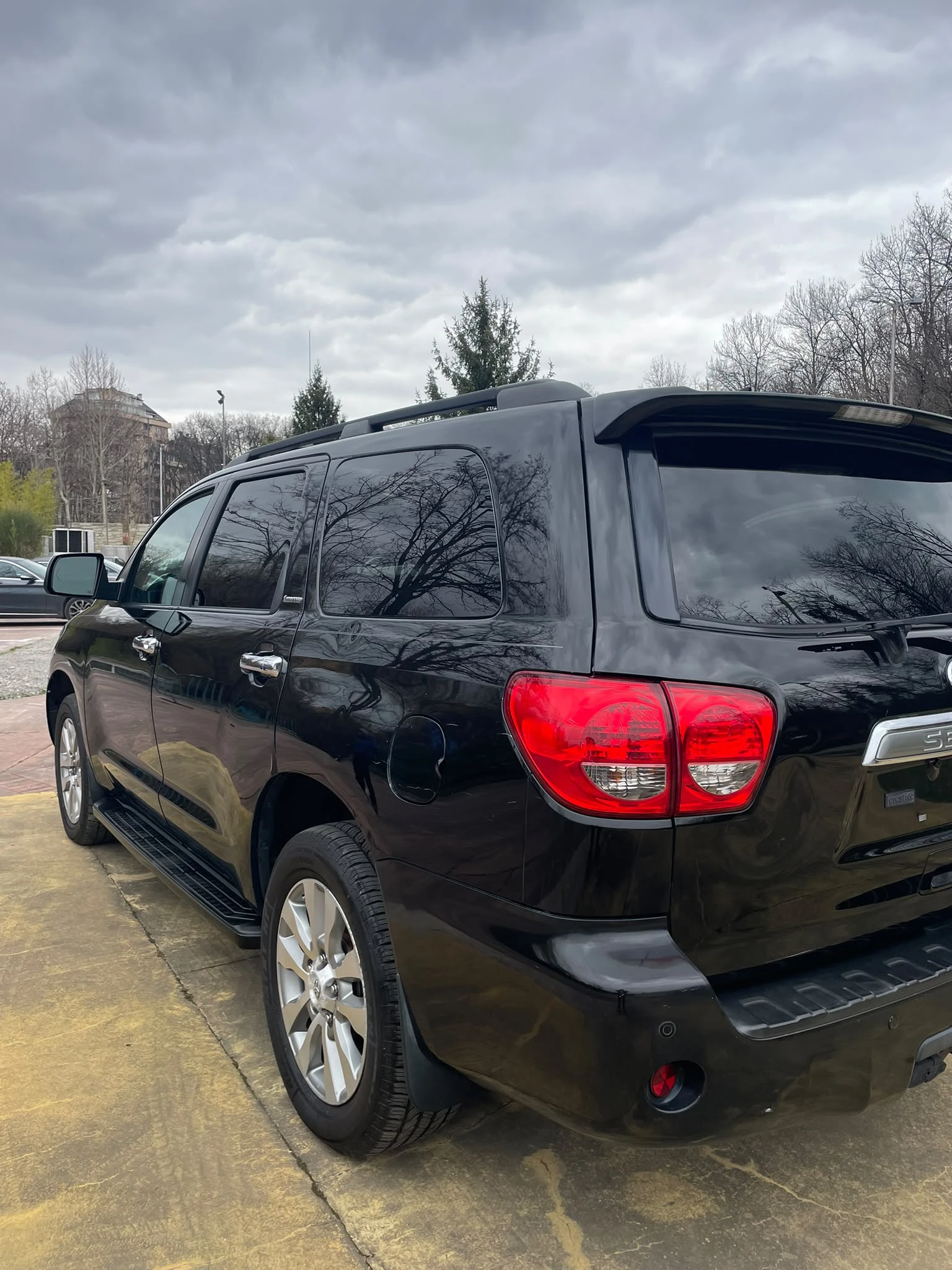 Toyota Sequoia Limited, снимка 4 - Автомобили и джипове - 54791336
