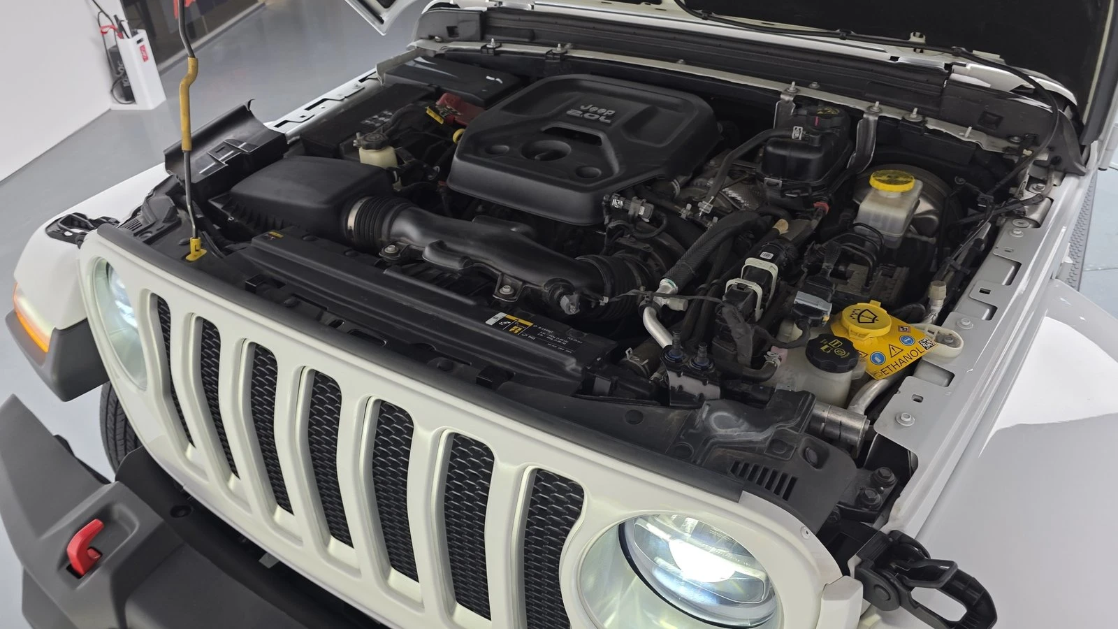 Jeep Wrangler 2.0* KEYLESS* BLIND SPOT* КРАЙНА ЦЕНА, снимка 6 - Автомобили и джипове - 55336533