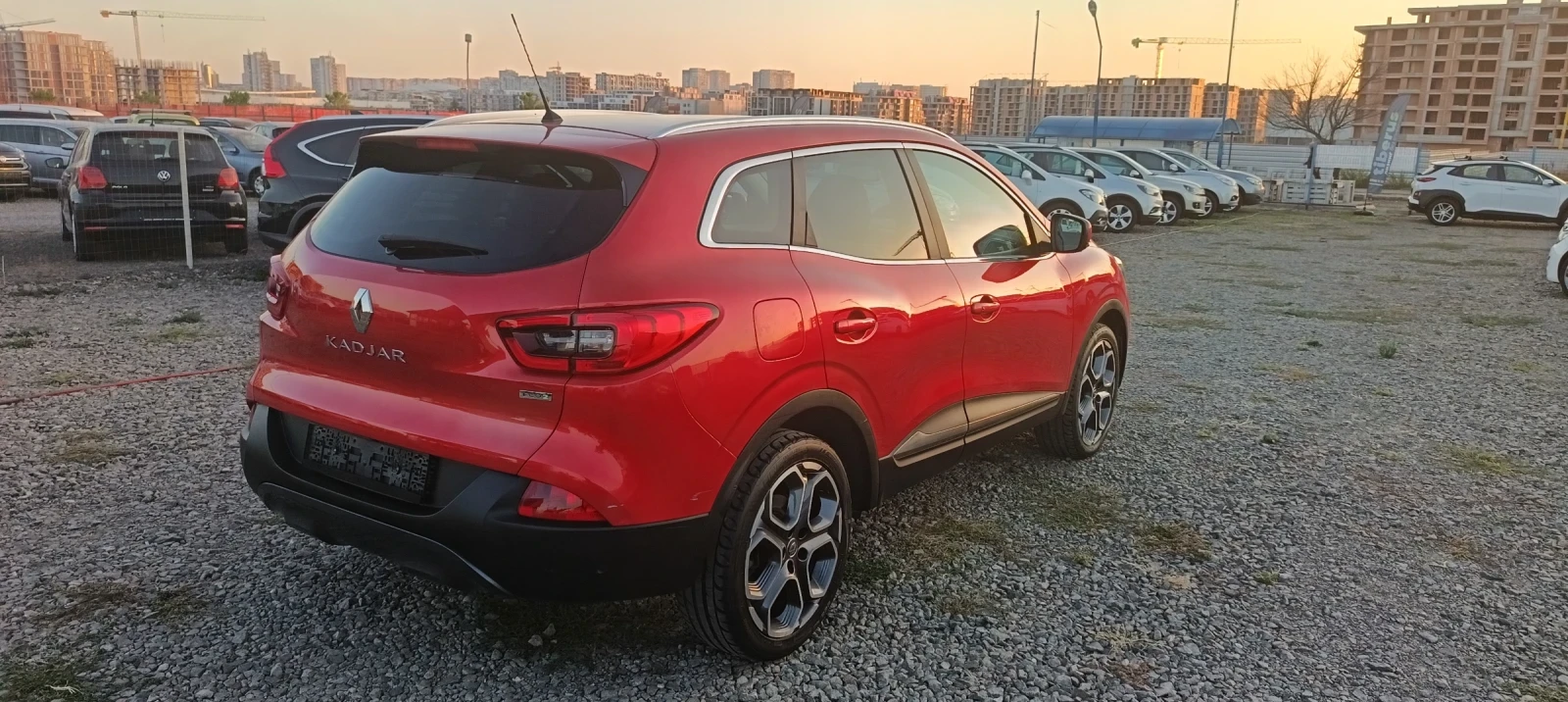 Renault Kadjar Панорама * Keyless *  , снимка 3 - Автомобили и джипове - 56442715