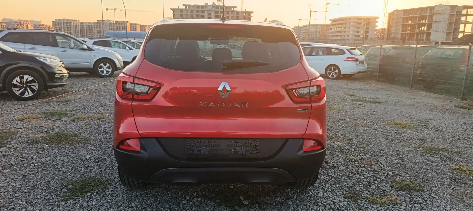 Renault Kadjar Панорама * Keyless *  , снимка 4 - Автомобили и джипове - 56442715