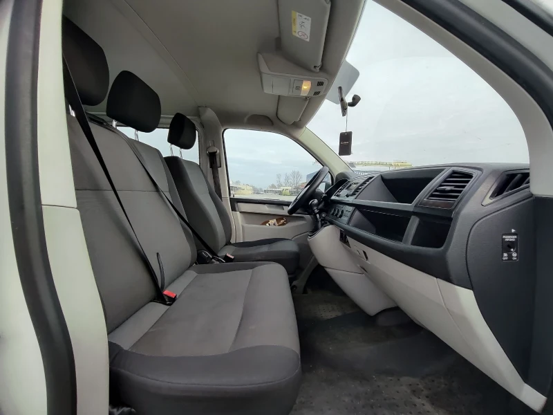 VW Transporter, снимка 11 - Бусове и автобуси - 52725937