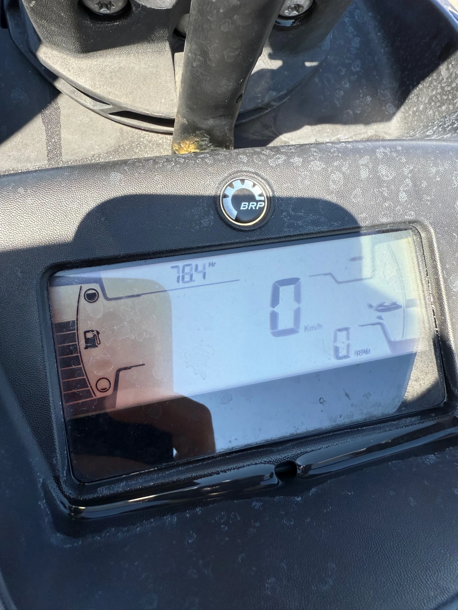 Джет Bombardier Sea Doo Spark Trixx 1Up с колесар и гаранция - изображение 7