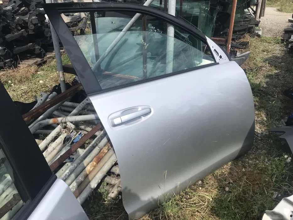 Предна дясна врата за Тойота Ланд Крузер Toyota Land Cruiser J150