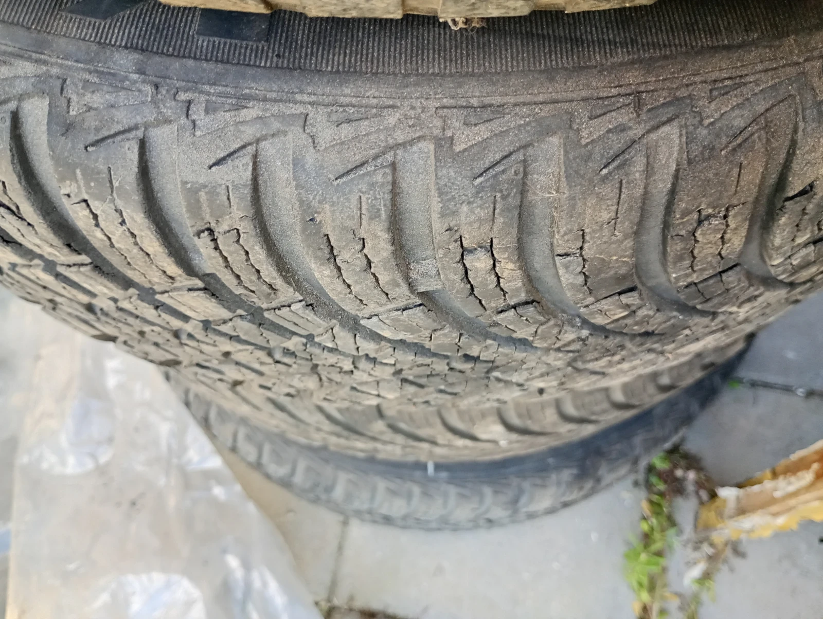 Гуми с джанти Други 205/55R16