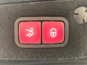 Mercedes-Benz C 300 4matik/AUTO/LED/NAVI/360 /TV/Excellent!, снимка 13